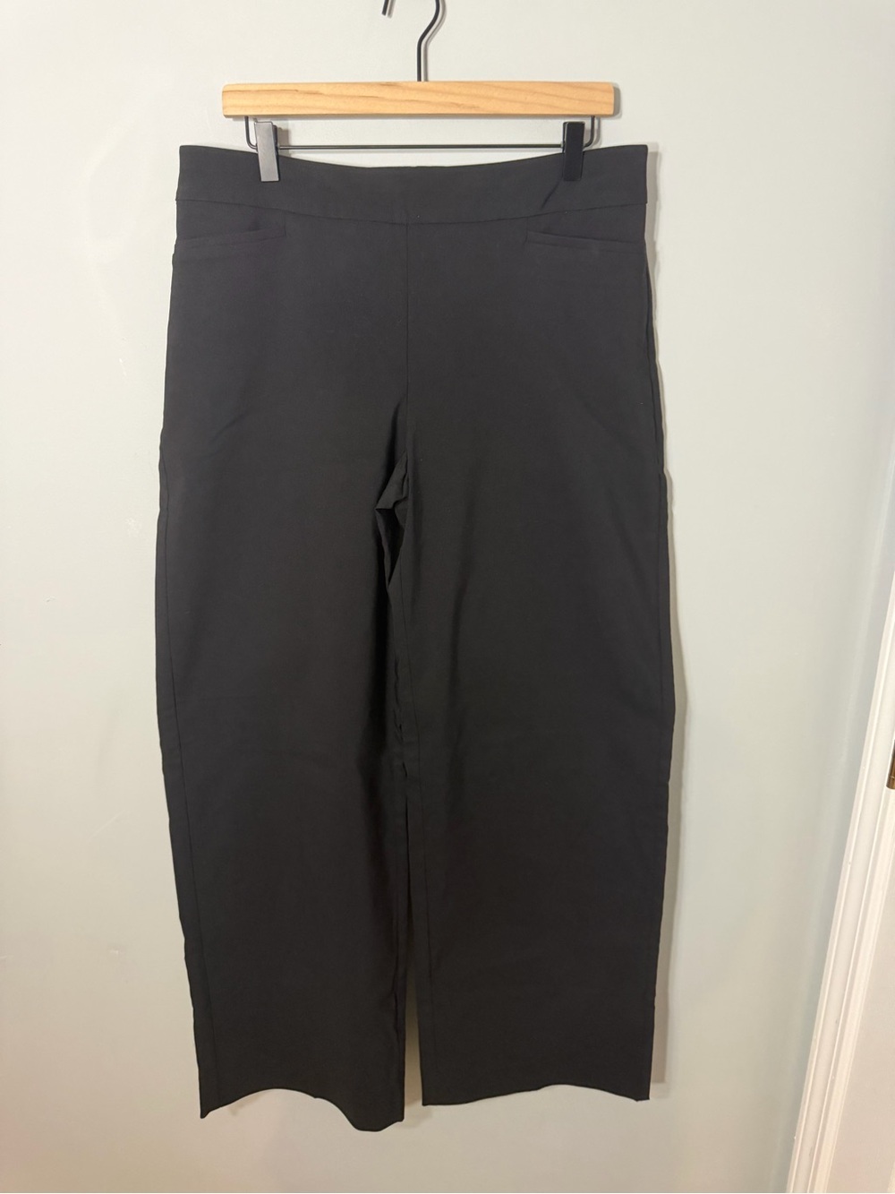 NWT Chicos Women’s Black Stretch Dress Pants